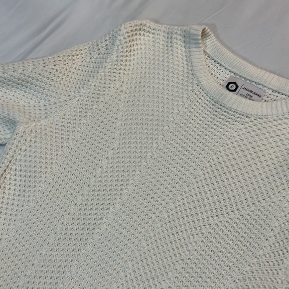 4 jack n jones long sleeve shirts in a bundle - Picture 6 of 8